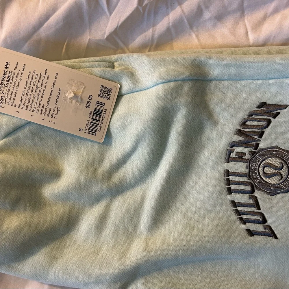 Lululemon Blue Scuba Shorts - Picture 2 of 3